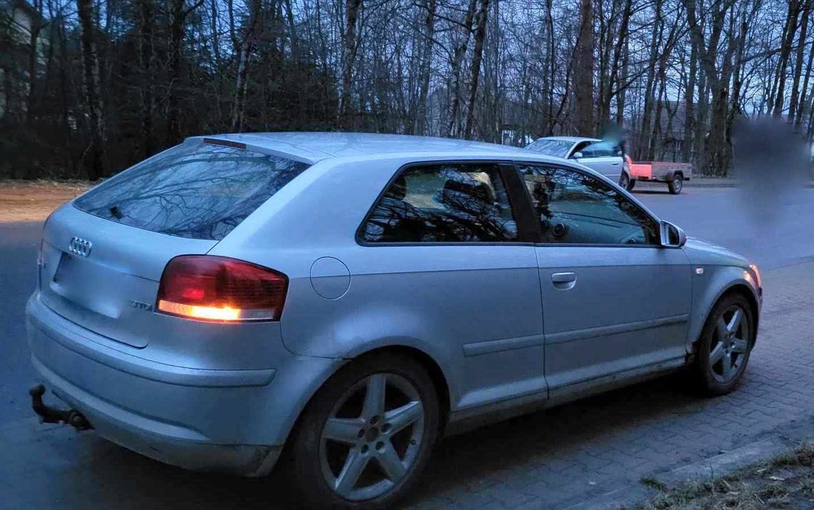 Potok. 35-latek nie miał zapiętych pasów. To nie koniec przewinień kierowcy audi