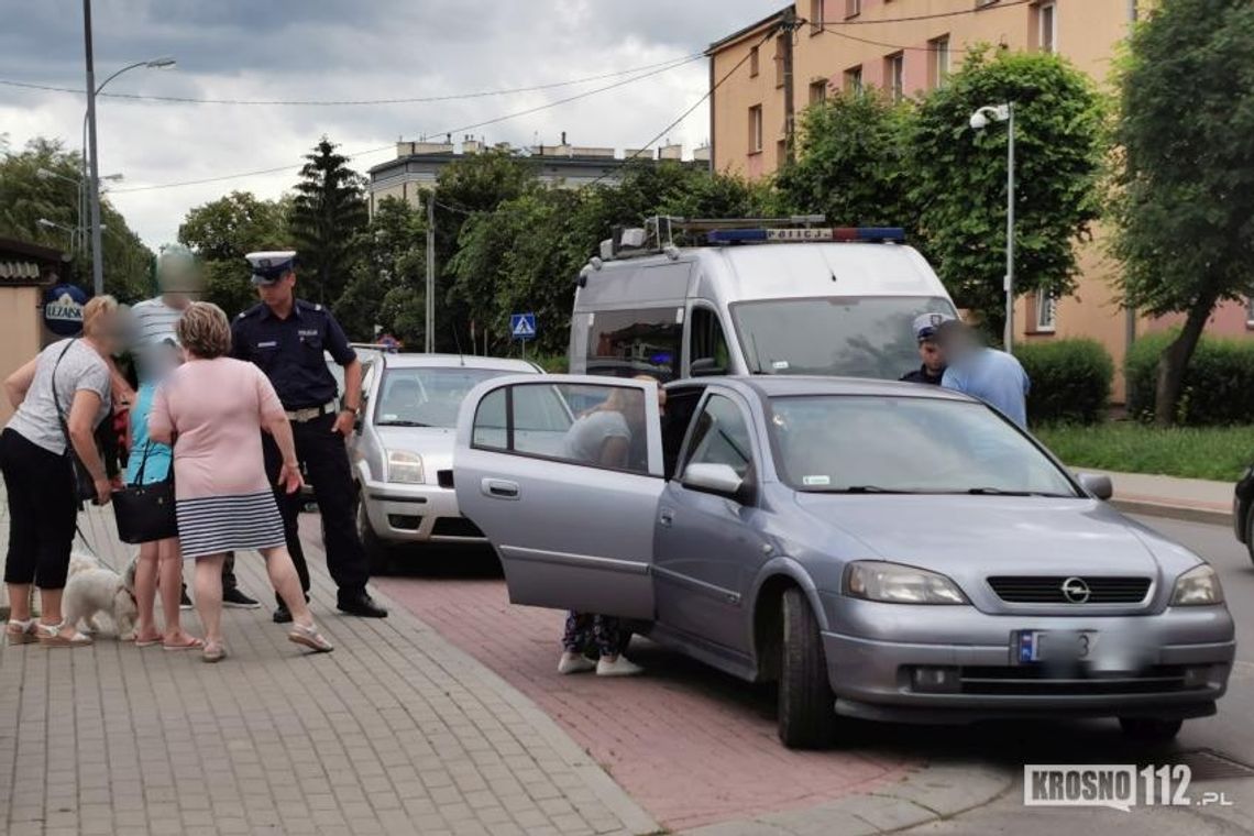 Potrącenie dziewczynki na Naftowej. Na szczęście obeszło się na strachu