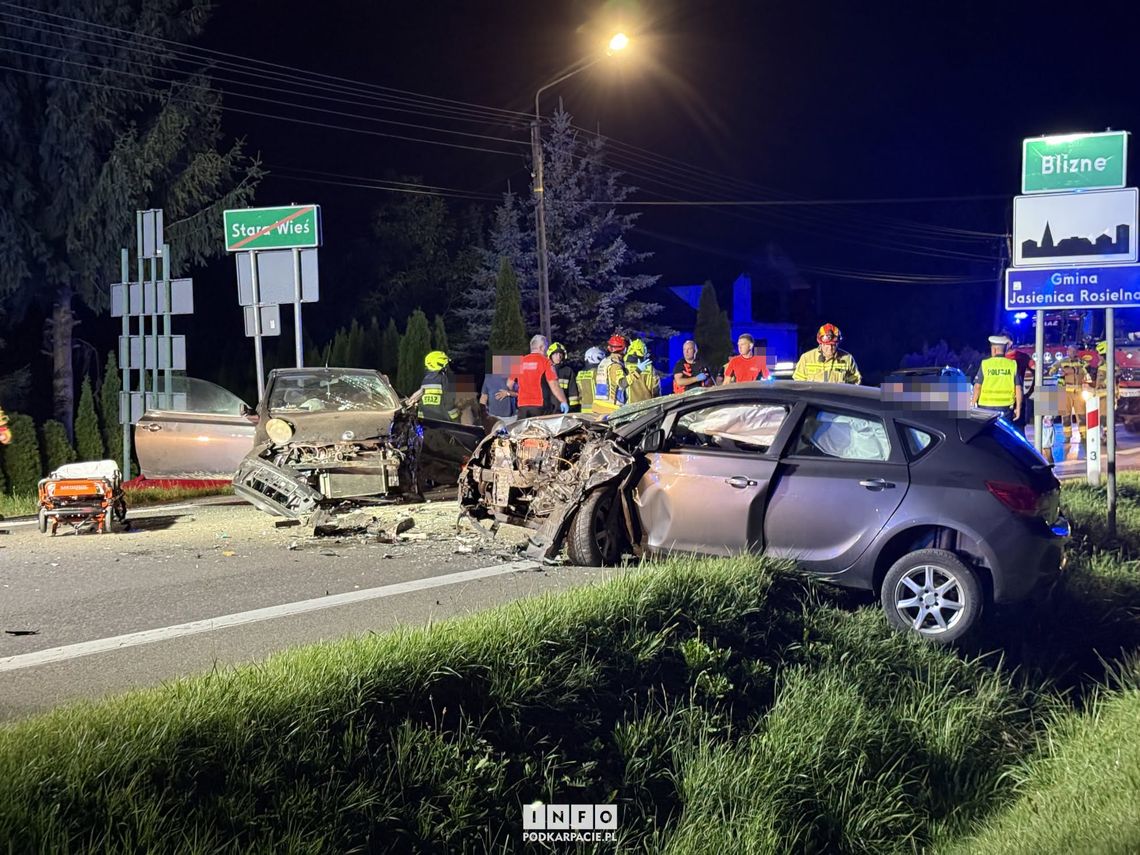 Poważny wypadek na DW886 między Starą Wsią a Bliznem Poważny wypadek na DW886 między Starą Wsią a Bliznem