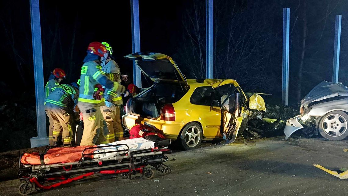 Poważny wypadek pod Sanokiem. Zderzenie trzech samochodów [AKTUALIZACJA]