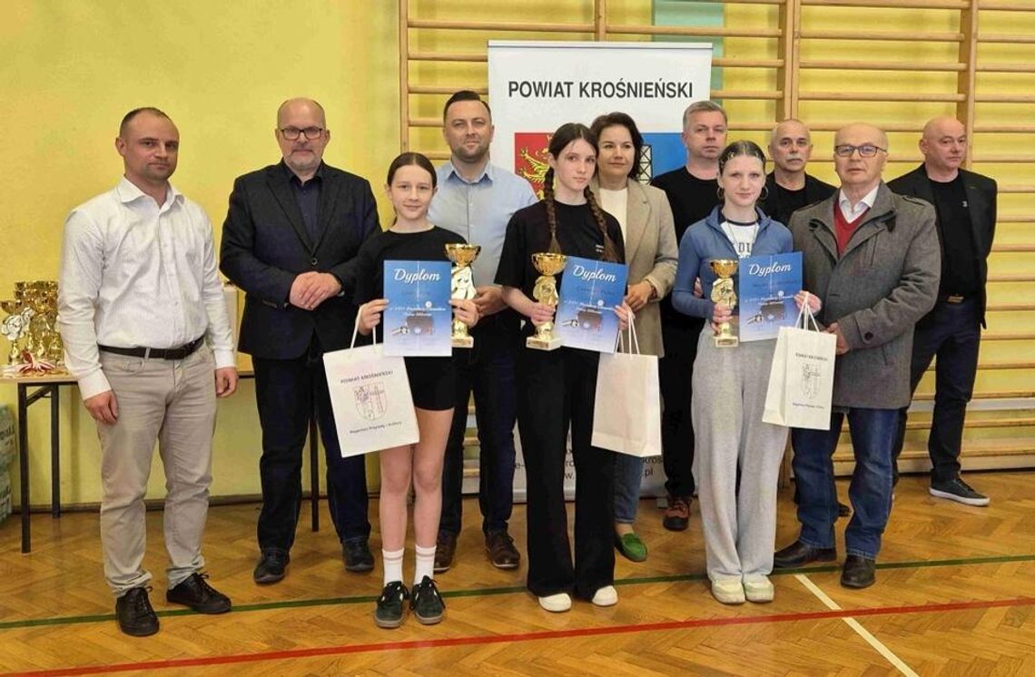 Powiatowa Olimpiada Tenisa Stołowego w Krościenku Wyżnym