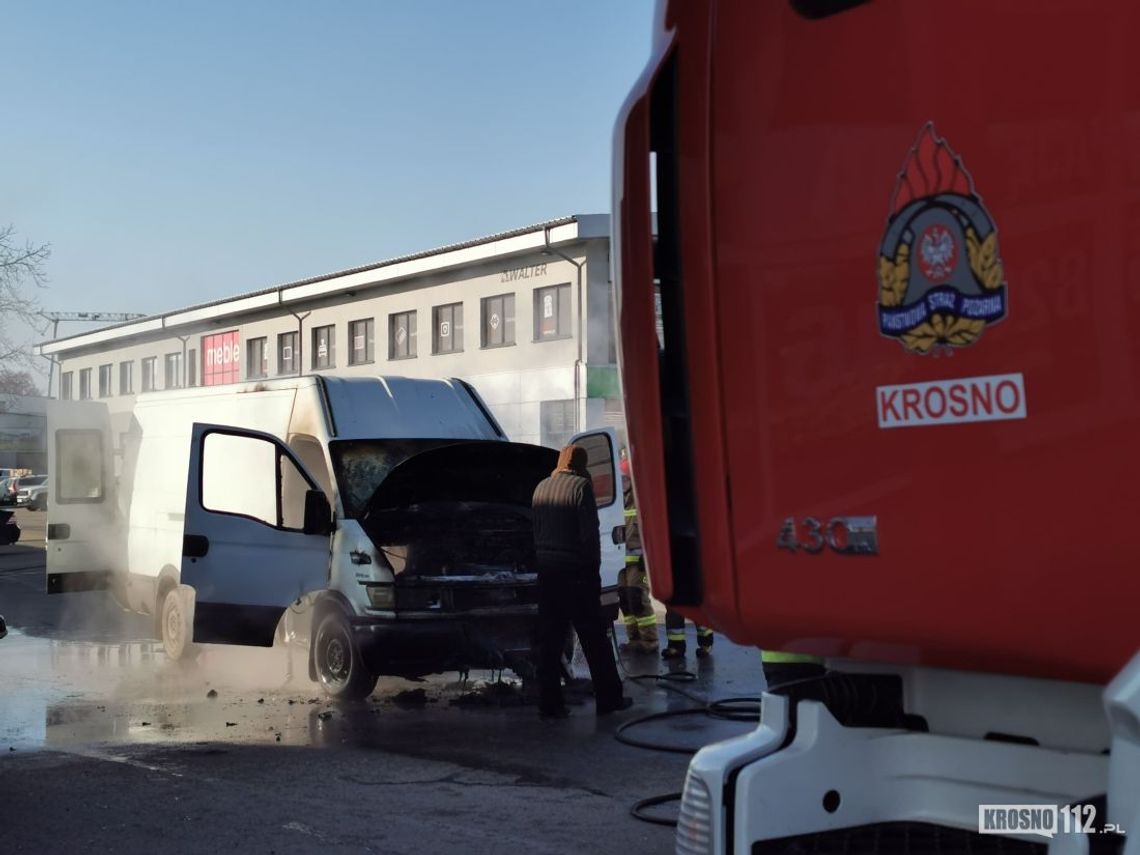 Pożar dostawczaka przy ul. Pużaka