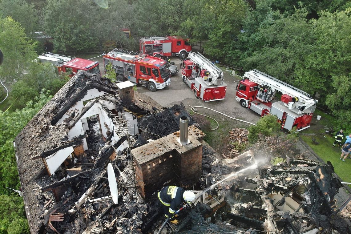 Pożar pensjonatu w Bieszczadach. Strażacy podsumowali akcję gaśniczą