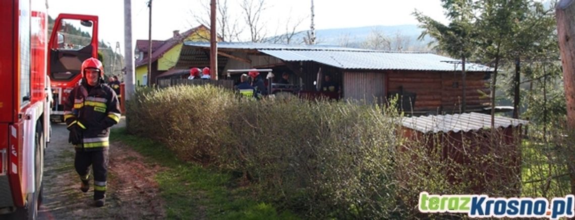 Pożar samochodu w Zręcinie