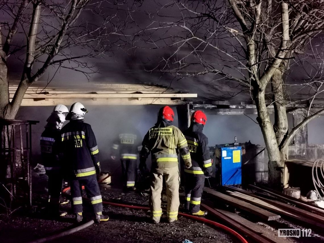 Pożar zabudowań w Odrzykoniu przy ul. Gustawa Ehrenberga
