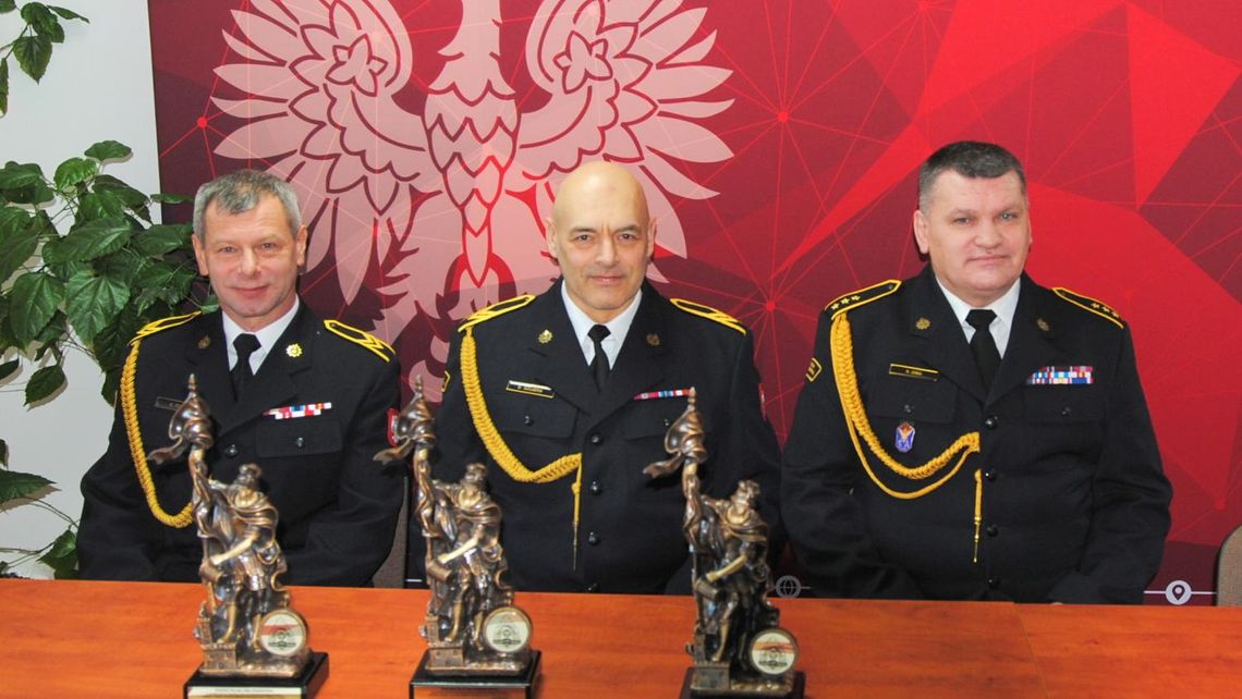 Pożegnanie zasłużonych strażaków w Krośnie