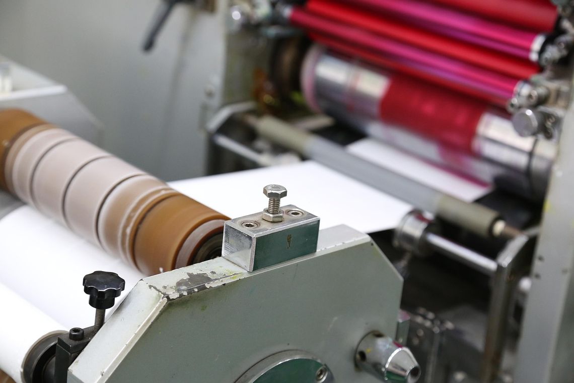 Profesjonalny serwis Konica Minolta dla firm – jak działa i co możesz zyskać dzięki takiemu wsparciu?