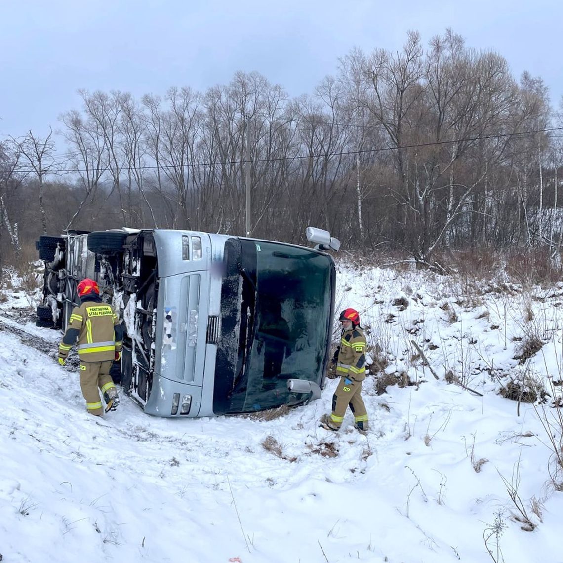 Prokuratura umorzyła śledztwo w sprawie wypadku autokaru w Bieszczadach