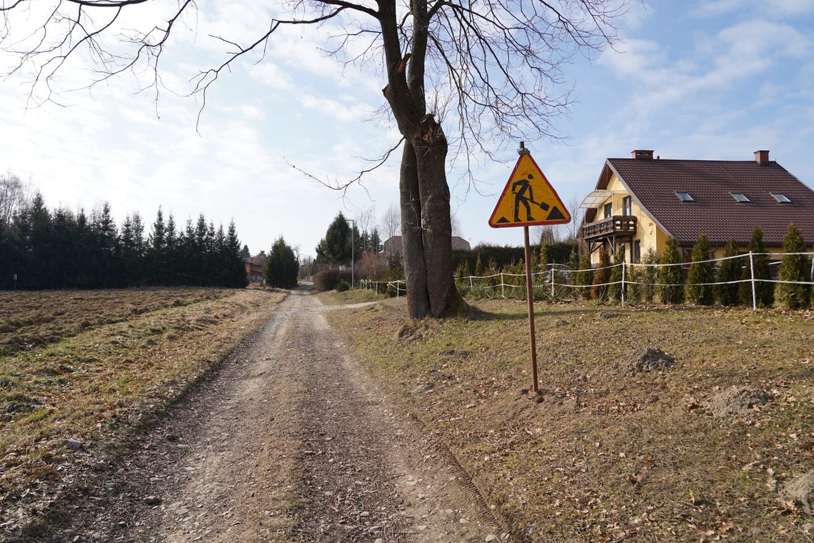 Rozpoczyna się przebudowa dróg w Gminie Jedlicze. Będą utrudnienia!