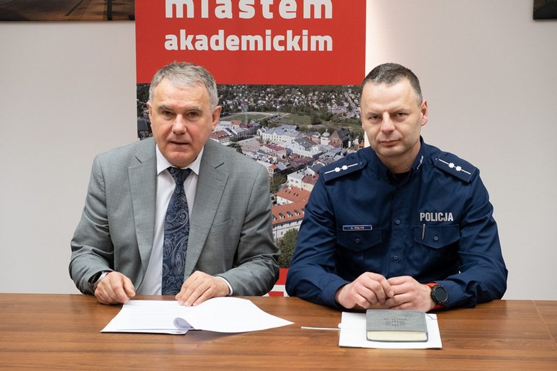 Przeciwdziałanie potencjalnym zagrożeniom. Współpraca PANS w Krośnie z Policją