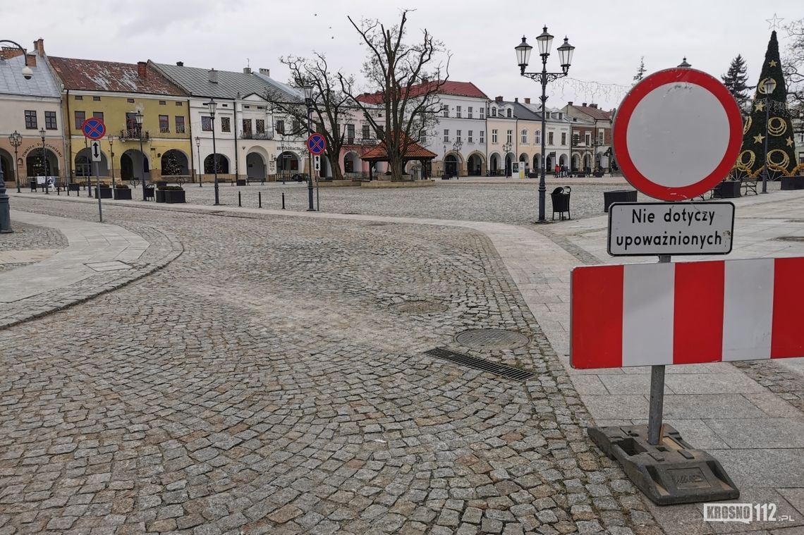 Przejazd przez Rynek nadal zamknięty. Wciąż nie ma wykonawcy kanalizacji na ul. Blich