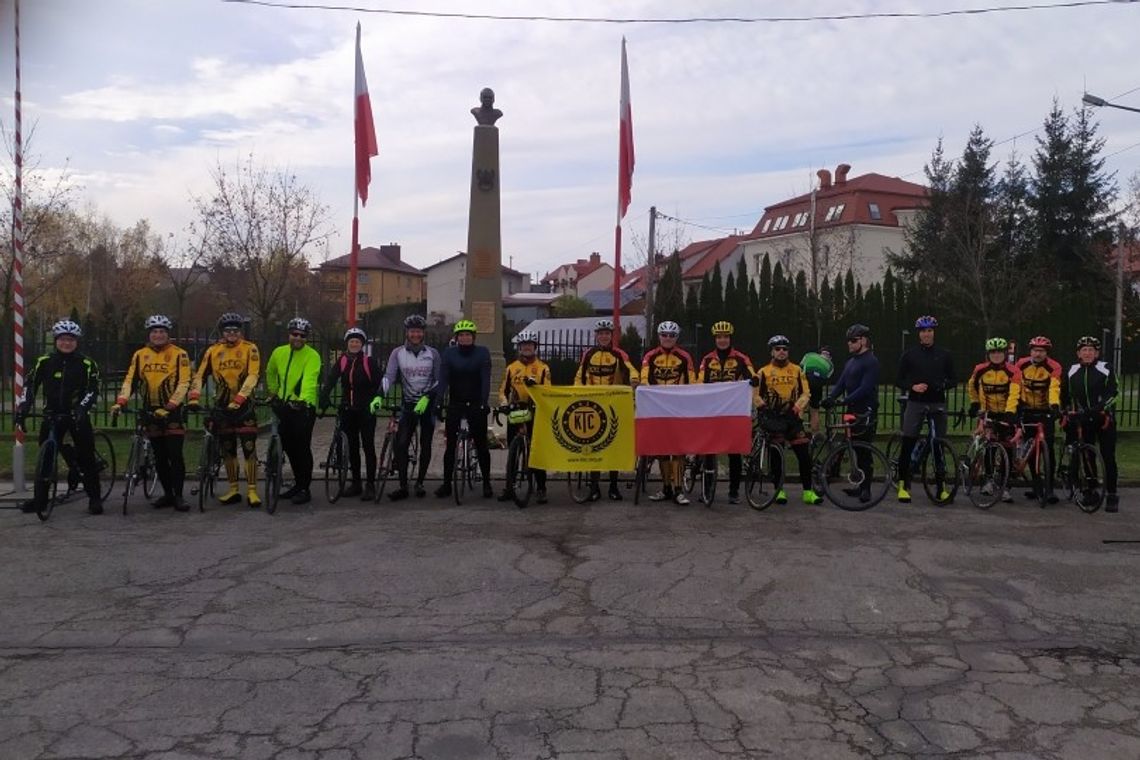 Przejechali 104 km oddając hołd naszej Ojczyźnie