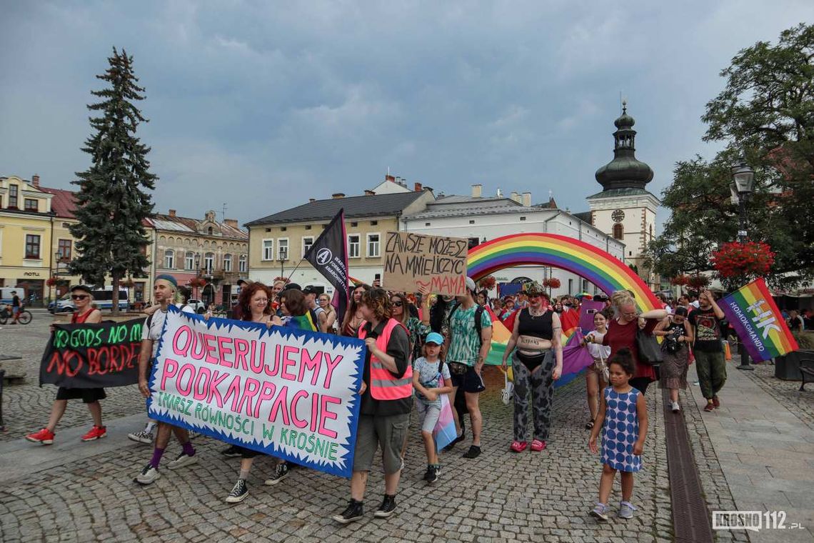 Przez Krosno przeszedł I Marsz Równości. Zobacz fotorelację