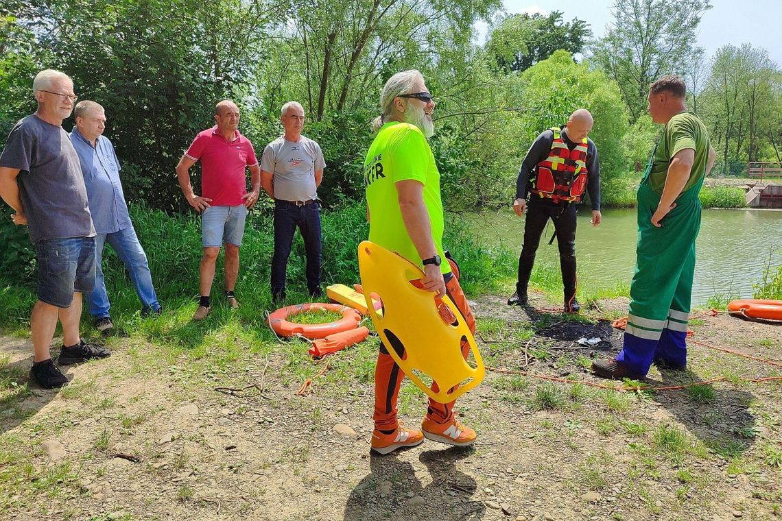 Ratownicy Bieszczadzkiego WOPR szkolili pracowników Krośnieńskiego Holdingu Komunalnego