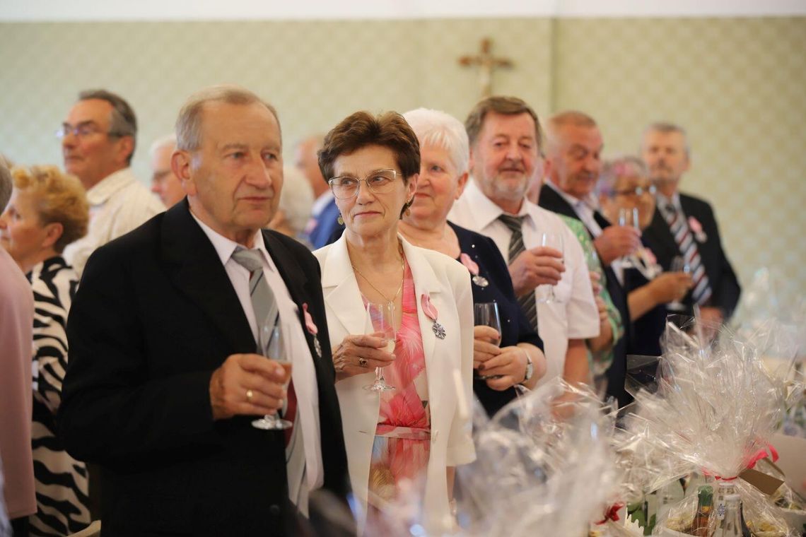 Razem od co najmniej pół wieku – uroczyste jubileusze małżeńskie w Gminie Jedlicze