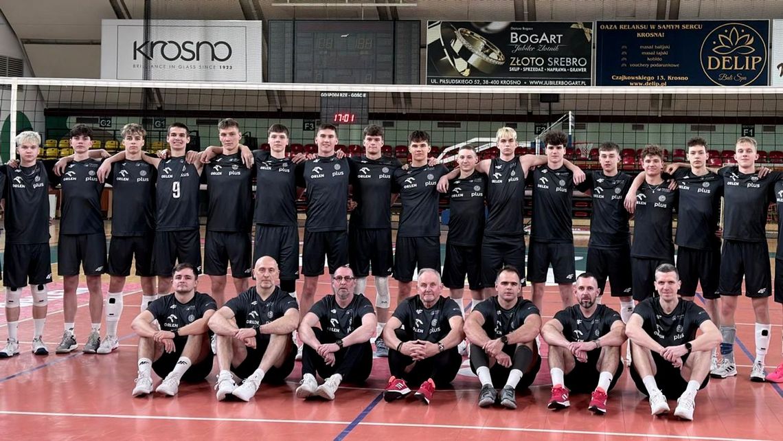 Reprezentacja Polski U-18 siatkarzy trenuje w Krośnie przed mistrzostwami Europy