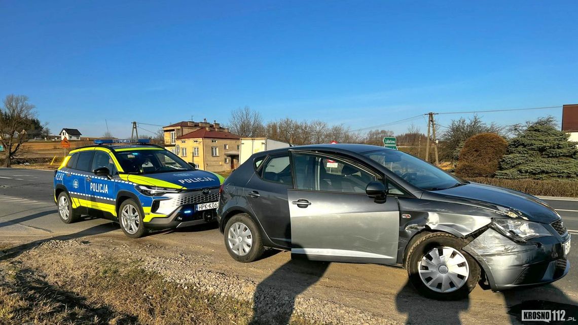 Rogi. Zderzenie samochodów na DW864