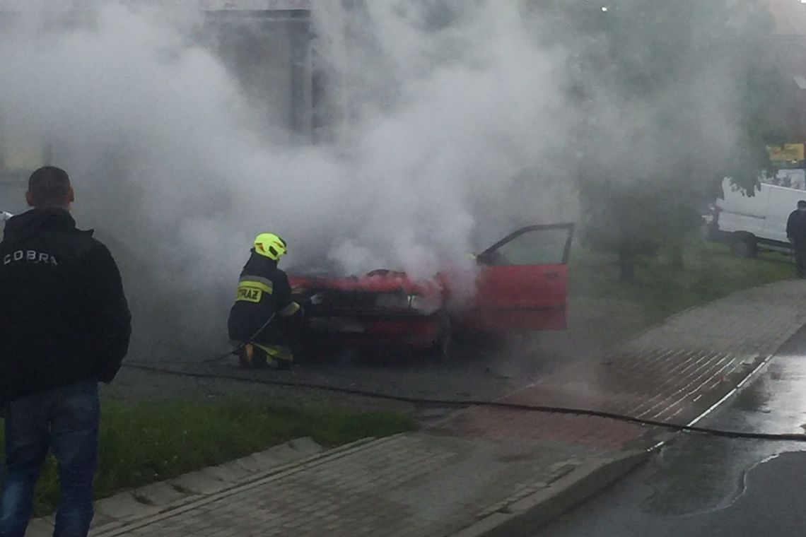 RÓWNE: Pożar samochodu na ulicy Długiej
