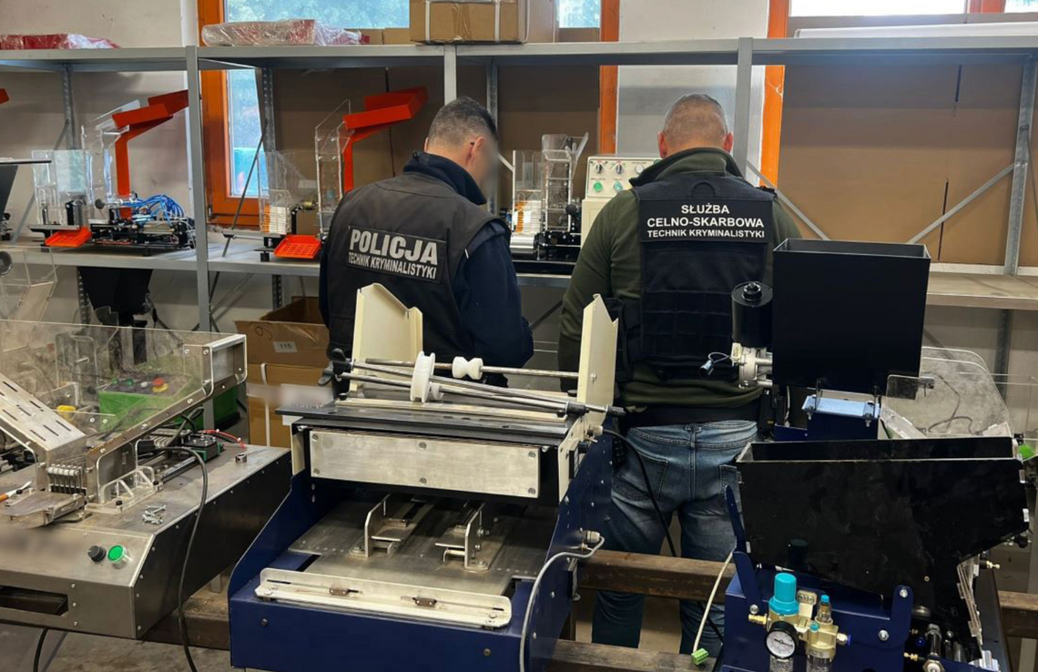 Rozbita tytoniowa mafia na Podkarpaciu. 8 zatrzymanych, milionowe straty dla Skarbu Państwa