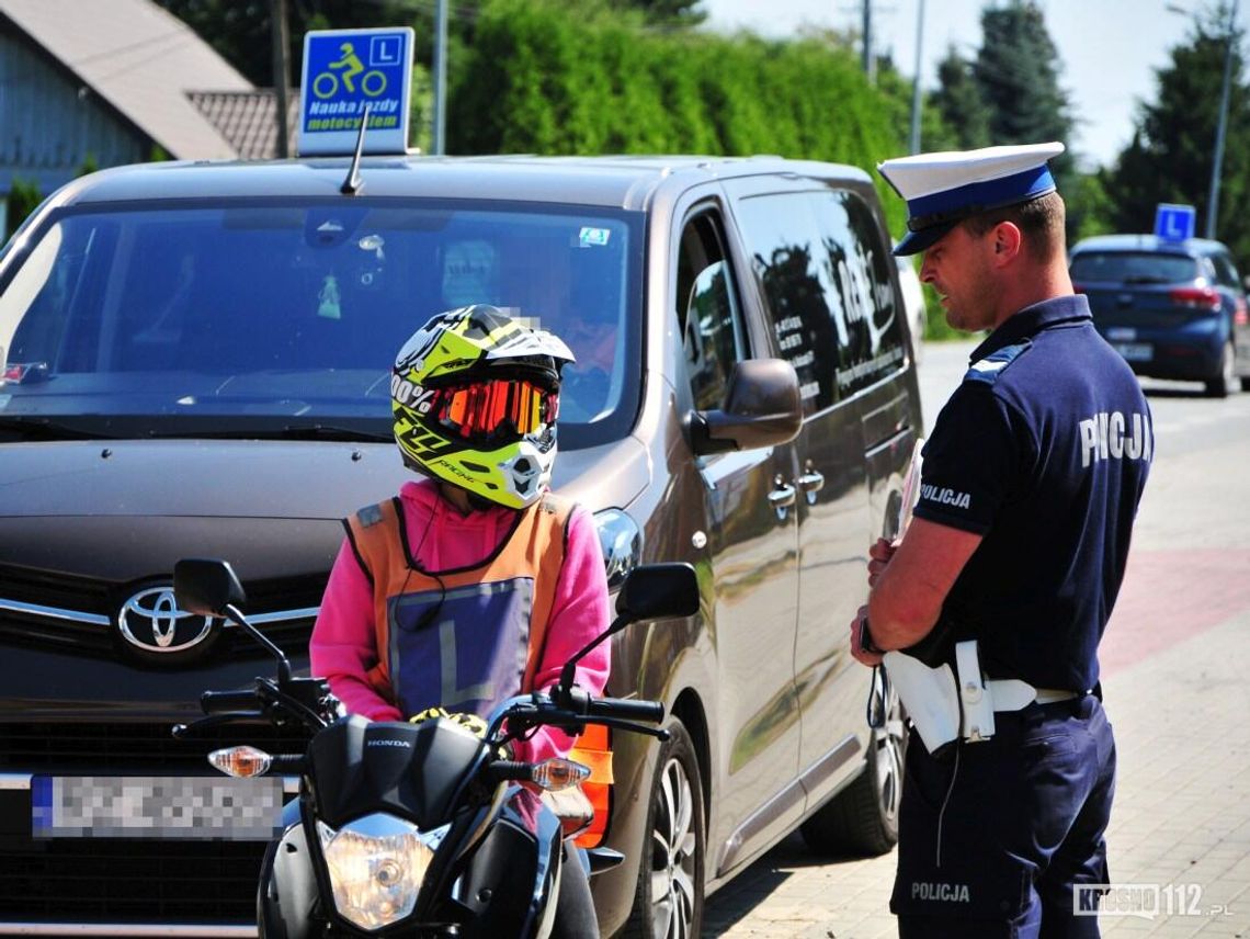 Rusza kolejna edycja konkursu „Policjant, który mi pomógł” Rusza kolejna edycja konkursu „Policjant, który mi pomógł”