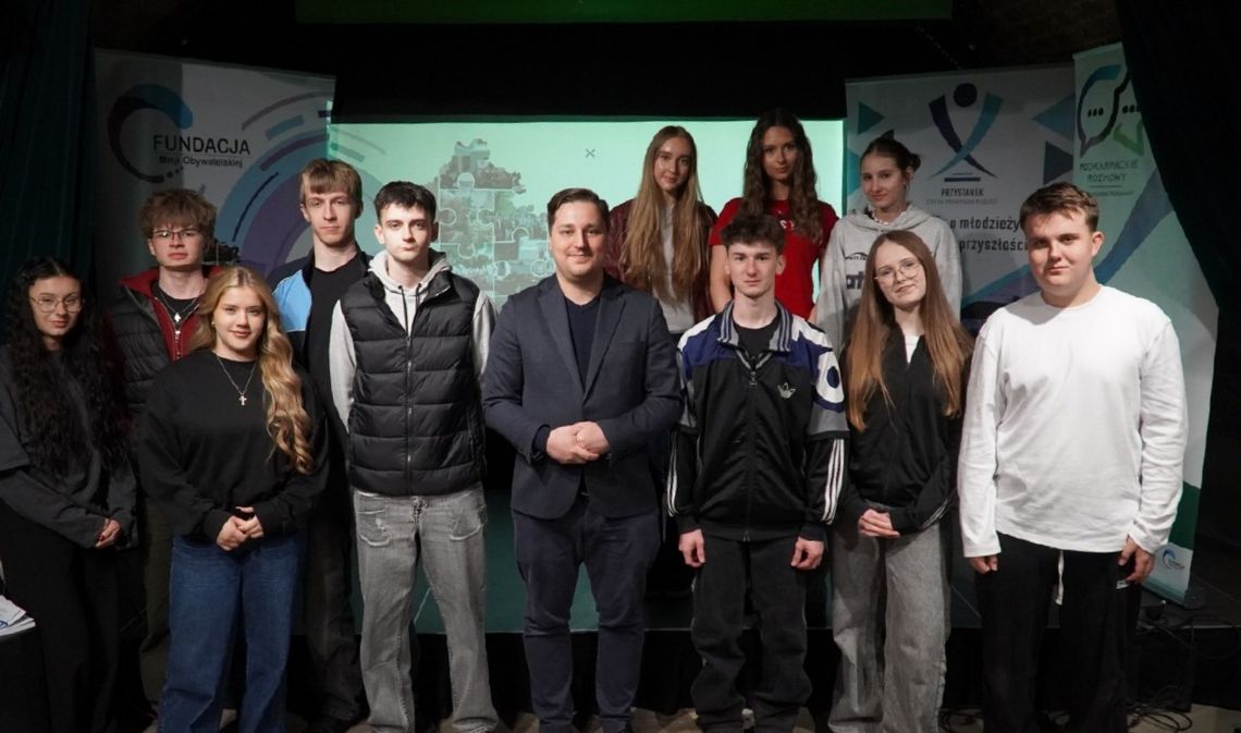 Rusza rekrutacja do projektu „Młodzi dla Przedsiębiorczości” Rusza rekrutacja do projektu „Młodzi dla Przedsiębiorczości”