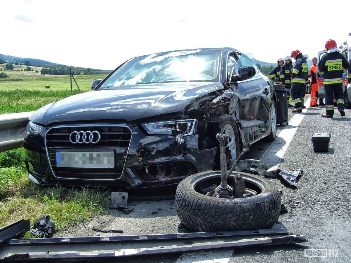 Rymanów: 6 osób poszkodowanych w zderzeniu Volvo i Audi