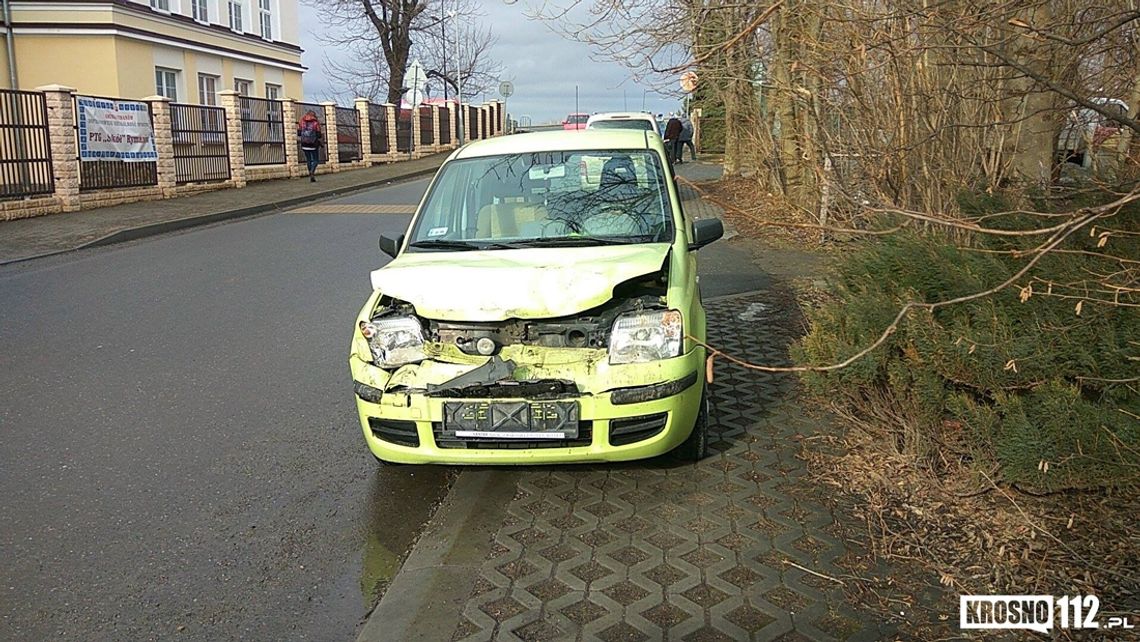 RYMANÓW: Najechanie na tył samochodu dostawczego