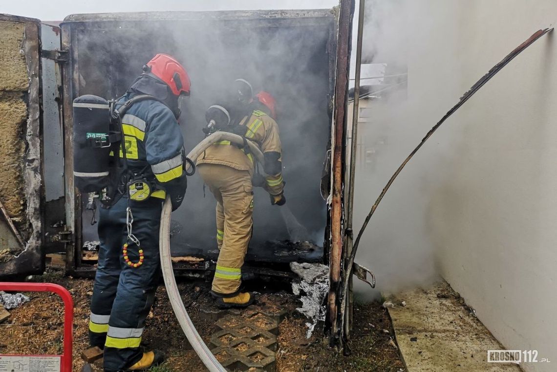 ? Rymanów. Pożar w stolarni przy Zielonej