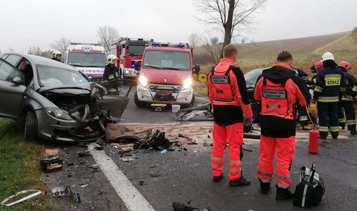 RYMANÓW: Śmiertelny wypadek na DK28. Nie żyje kierowca Peugeota