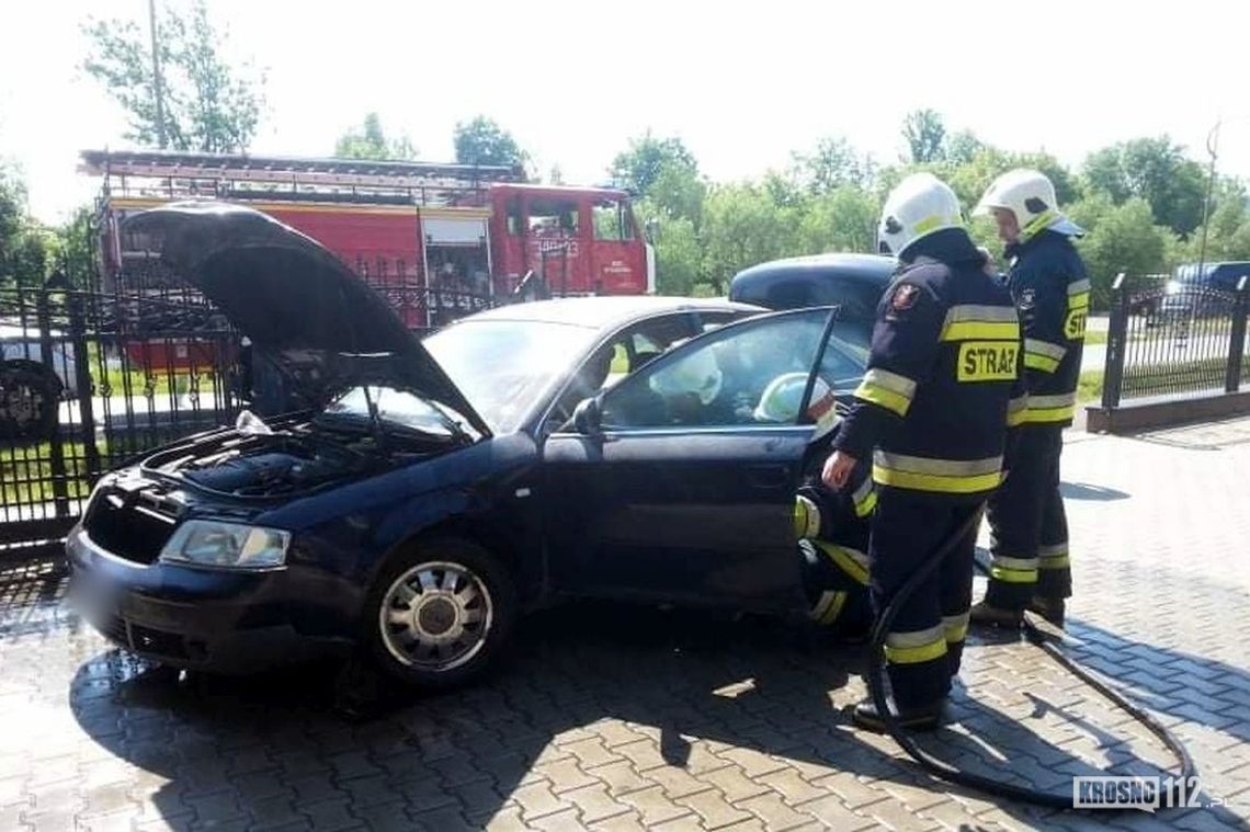 RYMANÓW: Szybka akcja na Grunwaldzkiej. Pożar samochodu