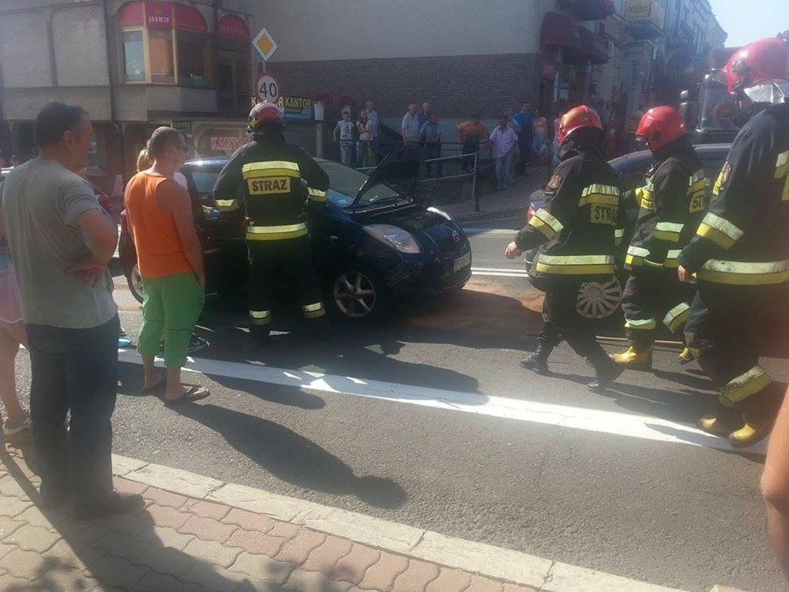 Rymanów: Zderzenie trzech samochodów na Rynku