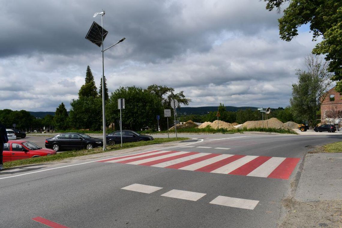 Są nowe przejścia dla pieszych w Zręcinie, Korczynie i Jedliczu