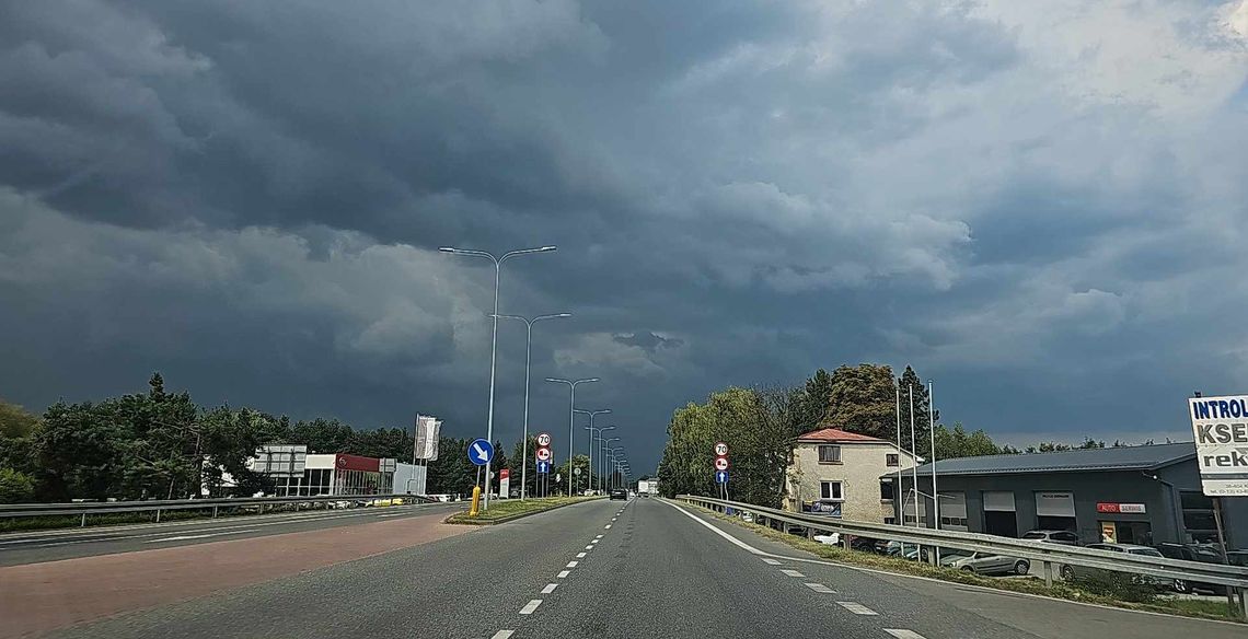 Silne burze - ostrzeżenie dla Krosna i regionu