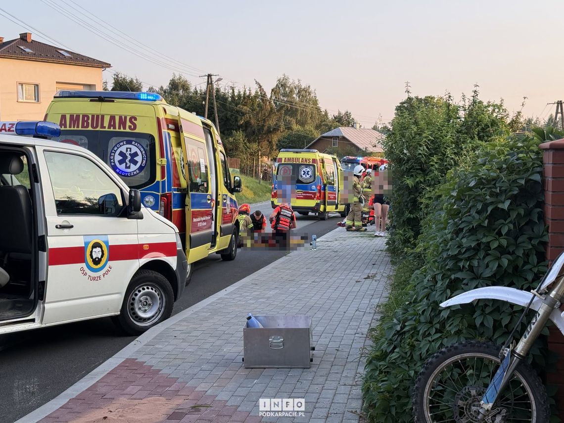 Śmiertelny wypadek motocyklisty w Turzym Polu. Drugi mężczyzna ciężko ranny Śmiertelny wypadek motocyklisty w Turzym Polu. Drugi mężczyzna ciężko ranny