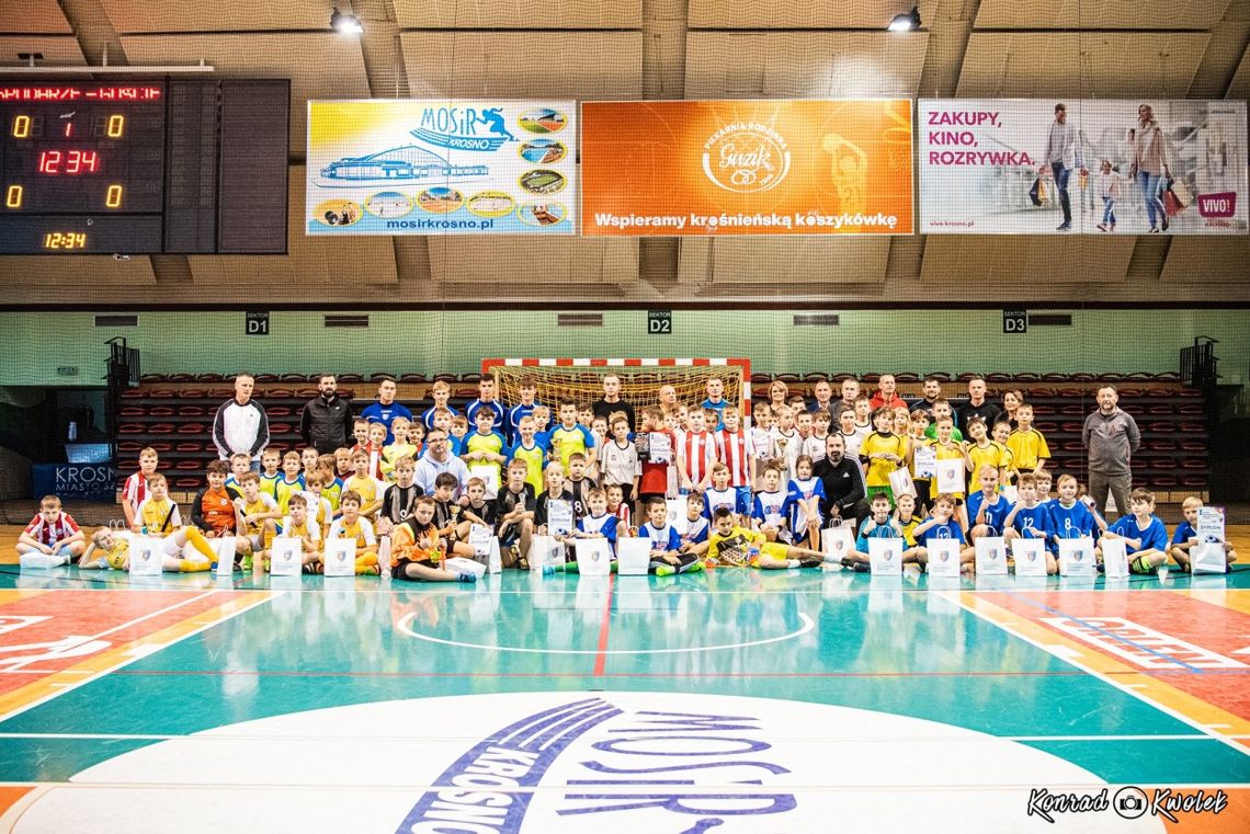 SP w Iwoniczu wygrała I Otwarte Mistrzostwa Krosna Szkół Podstawowych w Futsalu kat. U-11