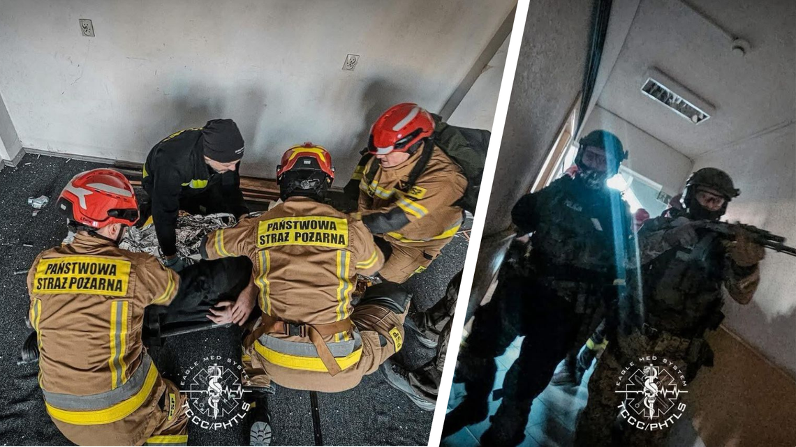 Strażacy na szkoleniu z zakresu medycyny pola walki