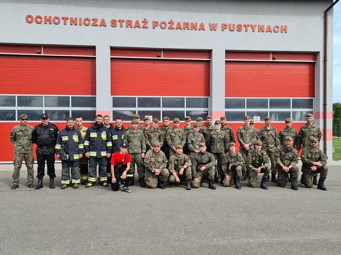 Strażacy szkolili żołnierzy Wojsk Obrony Terytorialnej