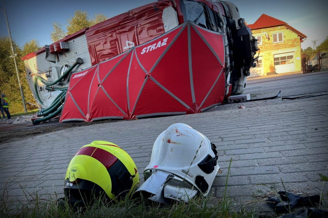 Strażacy zginęli jadąc do akcji ratunkowej. W całym kraju oddadzą im hołd