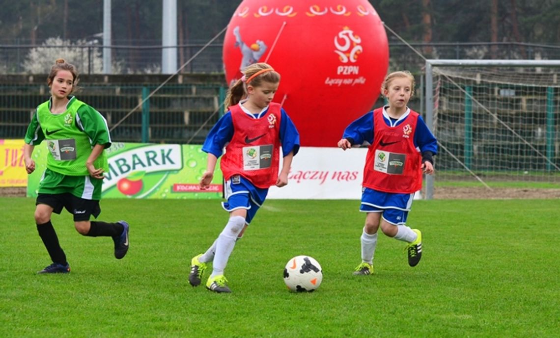 Sukces Beniaminek GIRLS! Zagrają na Stadionie Narodowym