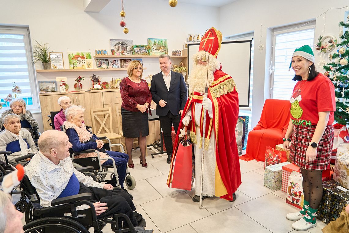 Świąteczna Paczka dla Seniora w Gminie Jedlicze Świąteczna Paczka dla Seniora w Gminie Jedlicze