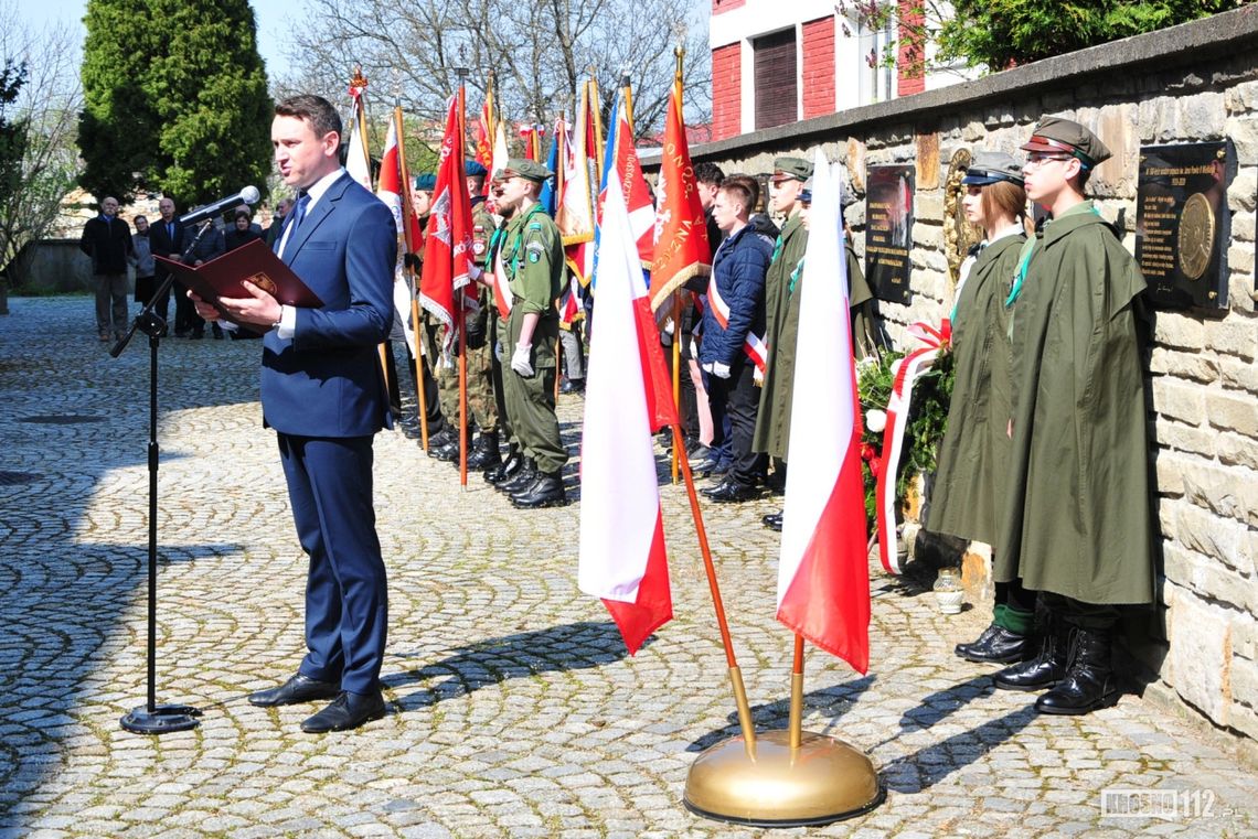 Święto Konstytucji 3 Maja. Obchody przy Bazylice Kolegiackiej Fara w Krośnie