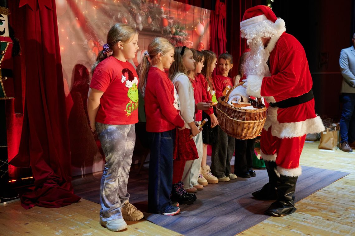 Święty Mikołaj odwiedził Kino Sokół w Rymanowie