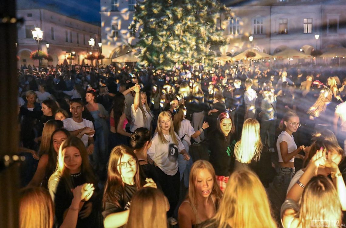 Sylwestry plenerowe w Krośnie, Iwoniczu-Zdroju i Rymanowie-Zdroju Sylwestry plenerowe w Krośnie, Iwoniczu-Zdroju i Rymanowie-Zdroju