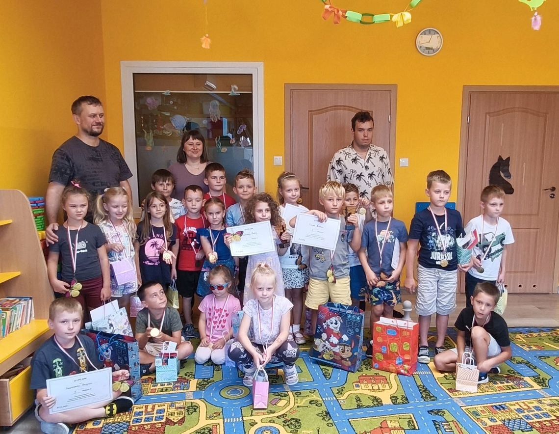 Szachowe Mistrzostwa Niepublicznego Integracyjnego Przedszkola „Motylek” w Krośnie Szachowe Mistrzostwa Niepublicznego Integracyjnego Przedszkola „Motylek” w Krośnie