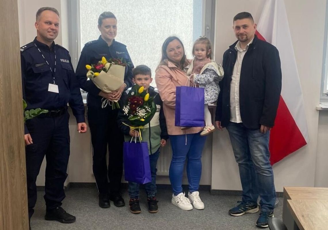 Szczęśliwy finał dramatycznej sytuacji. Policjanci uratowali dziecko Szczęśliwy finał dramatycznej sytuacji. Policjanci uratowali dziecko