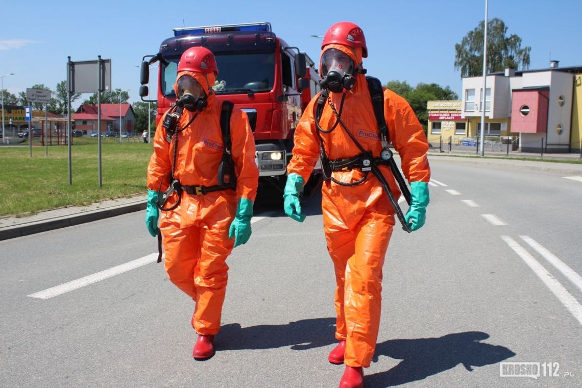 To formaldehyd, czyli silna trucizna rozlana była w niedzielę na DK28