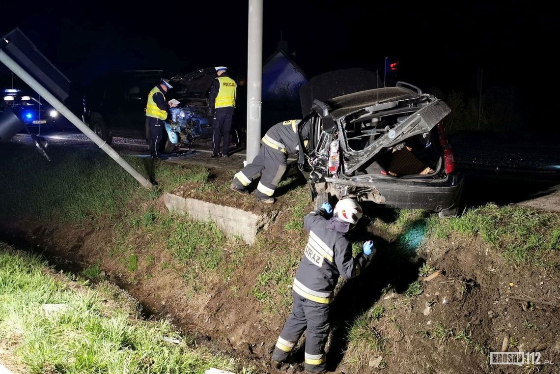 Toyotą najechał na tył fiata. Zdarzenie drogowe w Iwoniczu na DK28