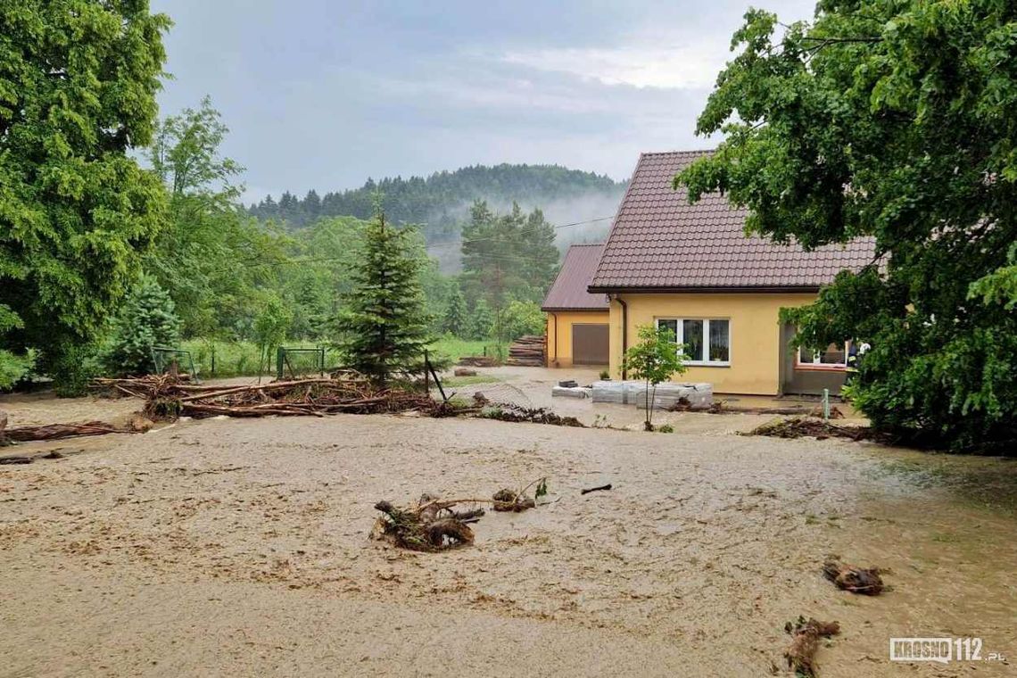 Trwa usuwanie skutków nawałnicy w Darowie w gminie Jaśliska [AKTUALIZACJA]