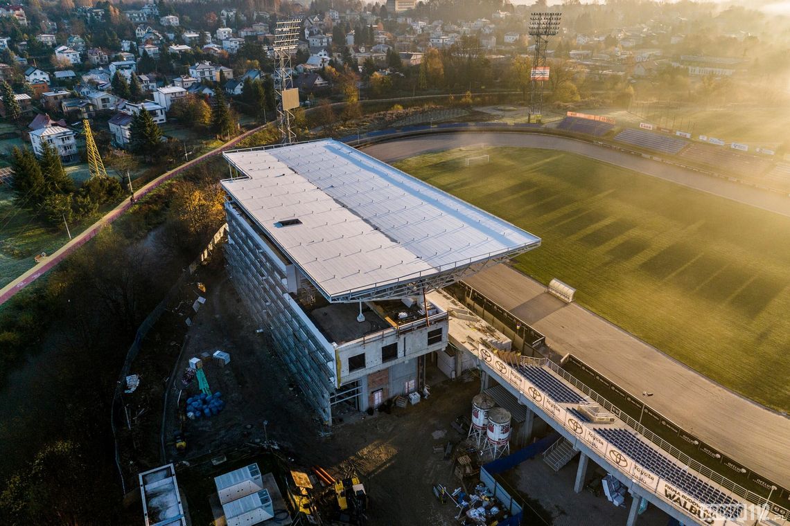 Trybuna przy Legionów nabiera właściwych kształtów Trybuna przy Legionów nabiera właściwych kształtów