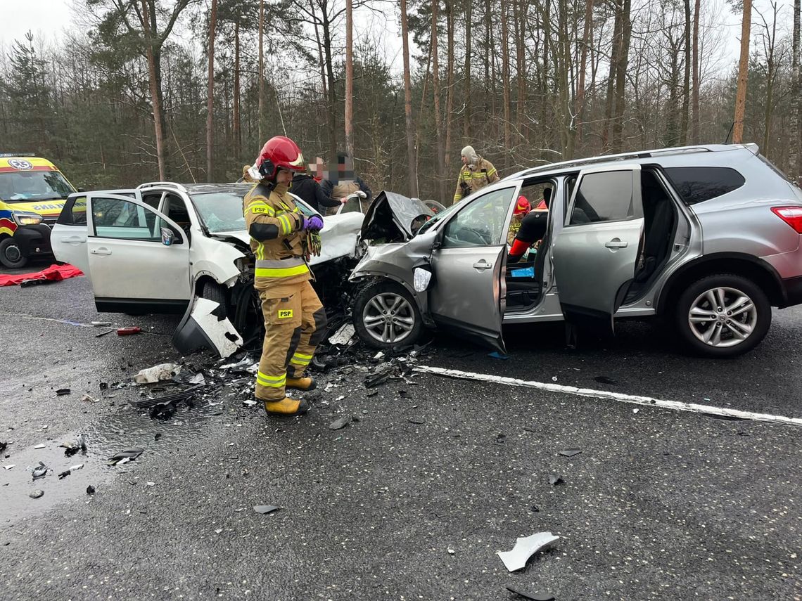 Trzy osoby nie żyją. Dramatyczny wypadek pod Rzeszowem Trzy osoby nie żyją. Dramatyczny wypadek pod Rzeszowem